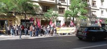 Concentración frente a la sede del PSOE